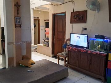 Rumah Rungkut Barata Terawat Siap Huni 2 Lantai dkt Mapan Menanggal Pondok Candra