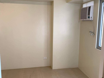 AVIDA TOWERS SOLA TOWER 1 - UNIT & PARKING