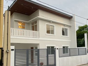 FOR SALE NEWLY BUILT BEAUTIFUL DESIGN 2 STOREY HOUSE IN CAVITE