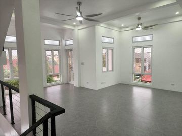 Dasmariñas Executive Village, New Four storey house for sale, 400 SQM