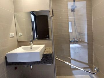 CONDO FOR RENT TO OWN IN VALERO MAKATI CITY NEAR AYALA AND MAKATI AVENUE