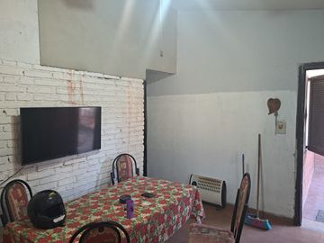 VENDO CASA 2 DORMITORIOS EN Bº RESIDENCIAL AMERICA A RECICLAR