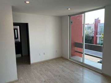 Venta de casa en Residencial Vesta, col. Rancho San José Xilotzingo, Puebla