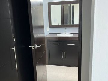 Venta de casa en Residencial Vesta, col. Rancho San José Xilotzingo, Puebla