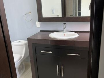 Venta de casa en Residencial Vesta, col. Rancho San José Xilotzingo, Puebla