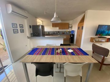 casa de venta en urbanización zona sur manta