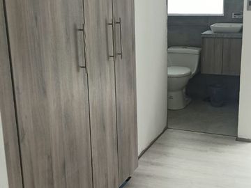 CASA EN VENTA O CAMBIO CONJUNTO VISTA REAL NORTE DE QUITO