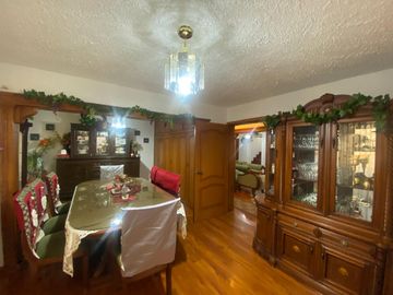 Casa Rentera de venta en Calderón