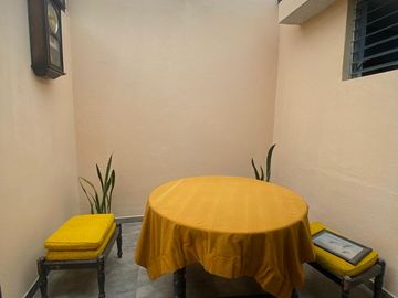Casa Rentera de venta en Calderón