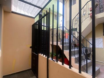 Casa Rentera de venta en Calderón