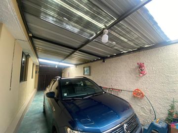 Casa Rentera de venta en Calderón