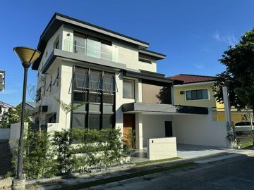 Brand New Well-designed 3-Storey House and Lot for Sale in Verdana Homes, Laguna