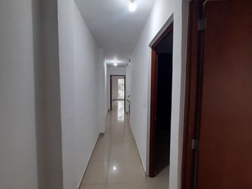 VENTA DE HERMOSA CASA EN LAS MERCEDES PALMIRA