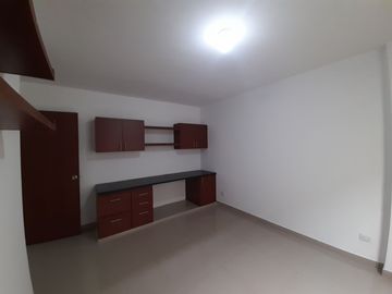 VENTA DE HERMOSA CASA EN LAS MERCEDES PALMIRA