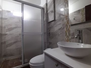 VENTA DE HERMOSA CASA EN LAS MERCEDES PALMIRA