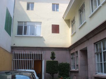 ATENCION INVERSIONISTAS CASA COMO TERRENO EN LA DEL VALLE