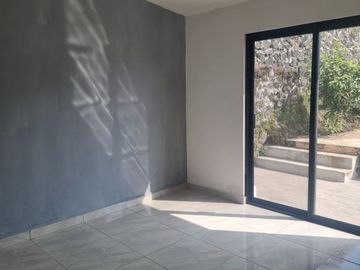 CASA DE UN NIVEL EN VILLA SANTIAGO, CUERNAVACA