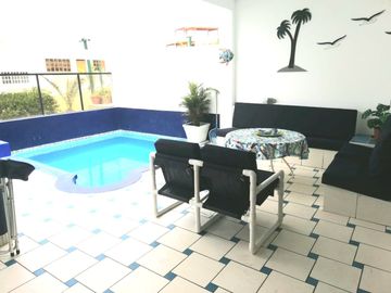 SE VENDE HERMOSA CASA DE PLAYA, EN CONDOMINIO ISLA DEL SOL.