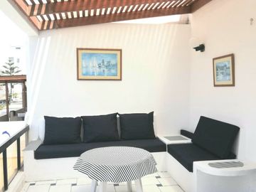 SE VENDE HERMOSA CASA DE PLAYA, EN CONDOMINIO ISLA DEL SOL.