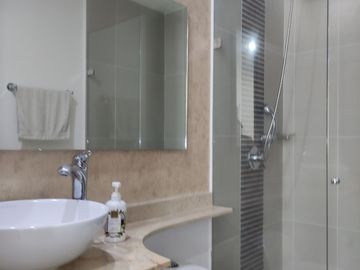 APARTAMENTO EN VENTA LOS CRISTALES