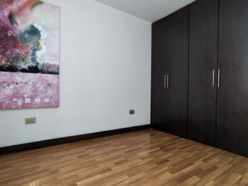 APARTAMENTO EN VENTA LOS CRISTALES