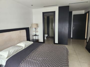 Puerto Santa Ana, Vendo Excelente Departamento con Vista al Río