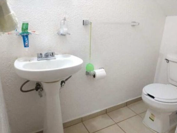 VENDO CASA EN LOS TREBOLES, ZAPOPAN CERCA DE BASILICA DE ZAPOPAN