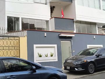 Se vende Departamento de estreno en La Molina