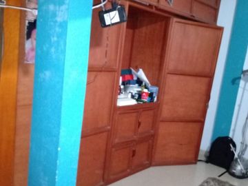 VENTA CASA  TRES PISOS YUMBO -DOS APARTAMENTOS