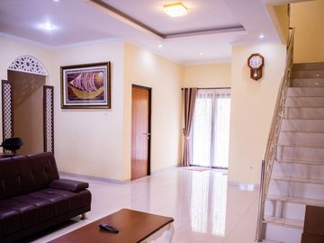 DIJUAL RUMAH BERGAYA MAROKO UDARA SEJUK VIEW OK @ KAWASAN LEMBANG BANDUNG UTARA