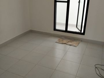 Rumah 20x12.5 Pinggir Jalan Bisa Tinggal Usaha, 1 Km Ke Superindo Bintaro