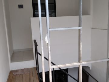 Rumah 20x12.5 Pinggir Jalan Bisa Tinggal Usaha, 1 Km Ke Superindo Bintaro