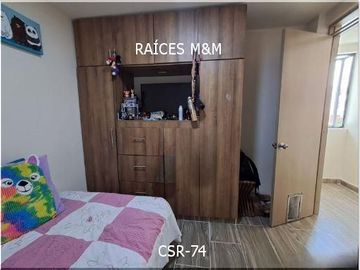 VENDO ESPECTÁCULAR CASA DE 236 MTS2, DE 3 NIVELES, 7 HABITACIONES AMPLIAS.