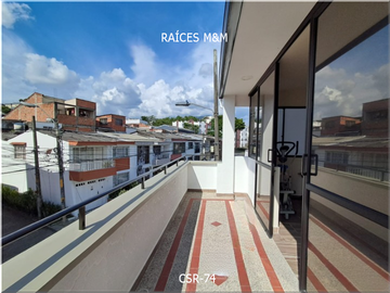 VENDO ESPECTÁCULAR CASA DE 236 MTS2, DE 3 NIVELES, 7 HABITACIONES AMPLIAS.