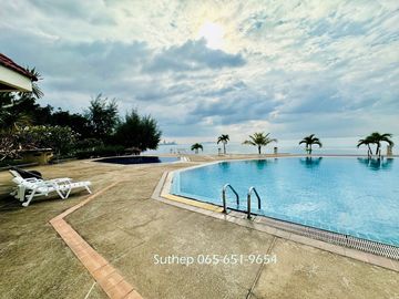 Luxury Beachfront Condo for Sale at Bay View Resort Pattaya 2 Bedrooms 153 sqm Fully Furnished Stunning Sea View Pattaya, Chonburi