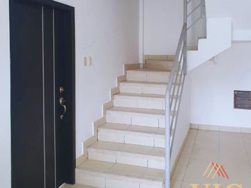 Se Vende Edificio de 8 departamentos en Salinas