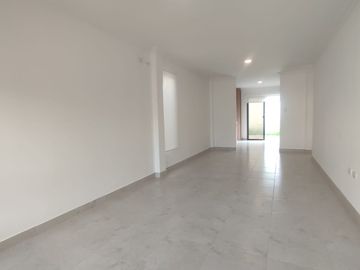 Venta Casa La Joya Etapa Granate Av Leon Febres Cordero Daule Guayaquil