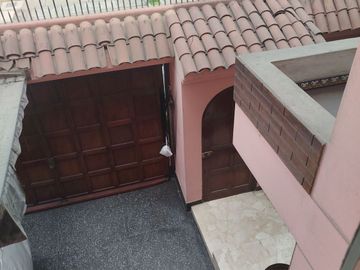 BONITO DEPTO EN VENTA 2DO PISO EN SANTA CATALINA