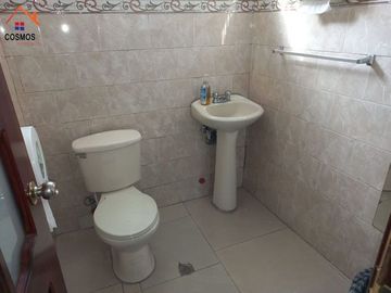 Casa de venta en Otavalo, centro, 4 plantas, 322 m2