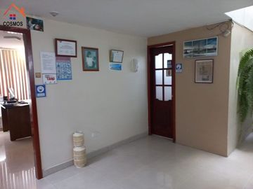 Casa de venta en Otavalo, centro, 4 plantas, 322 m2