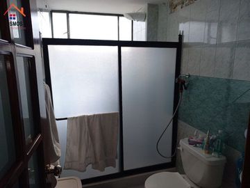 Casa de venta en Otavalo, centro, 4 plantas, 322 m2
