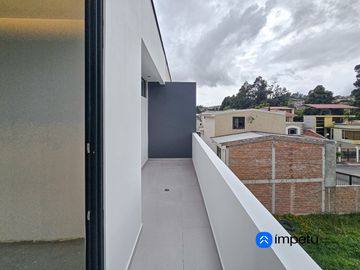 Se vende casa al norte de la ciudad de Loja