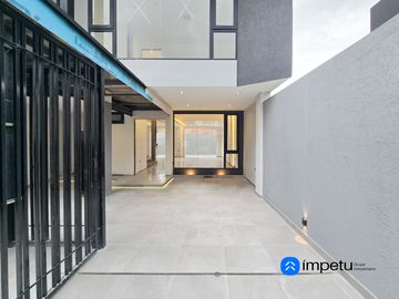 Se vende casa al norte de la ciudad de Loja