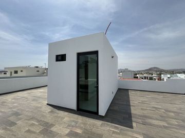 CASA EN VENTA EN VALLE IMPERIAL