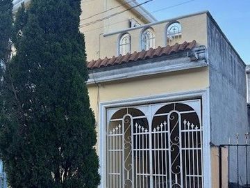 Venta Casa Balcones de Anahuac II