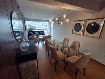 🏡 En Venta: Moderno Departamento En Casimiro Ulloa, Miraflores 🌆
