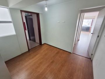 🏡 En Venta: Moderno Departamento En Casimiro Ulloa, Miraflores 🌆