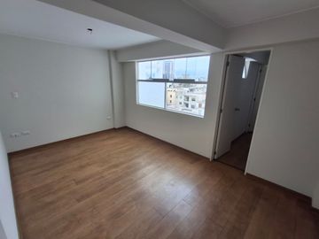 🏡 En Venta: Moderno Departamento En Casimiro Ulloa, Miraflores 🌆