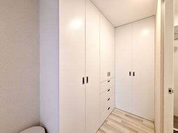 Venta de departamento santa catilina en condominio con cochera y 3 habitaciones