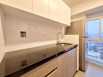 Venta de departamento santa catilina en condominio con cochera y 3 habitaciones